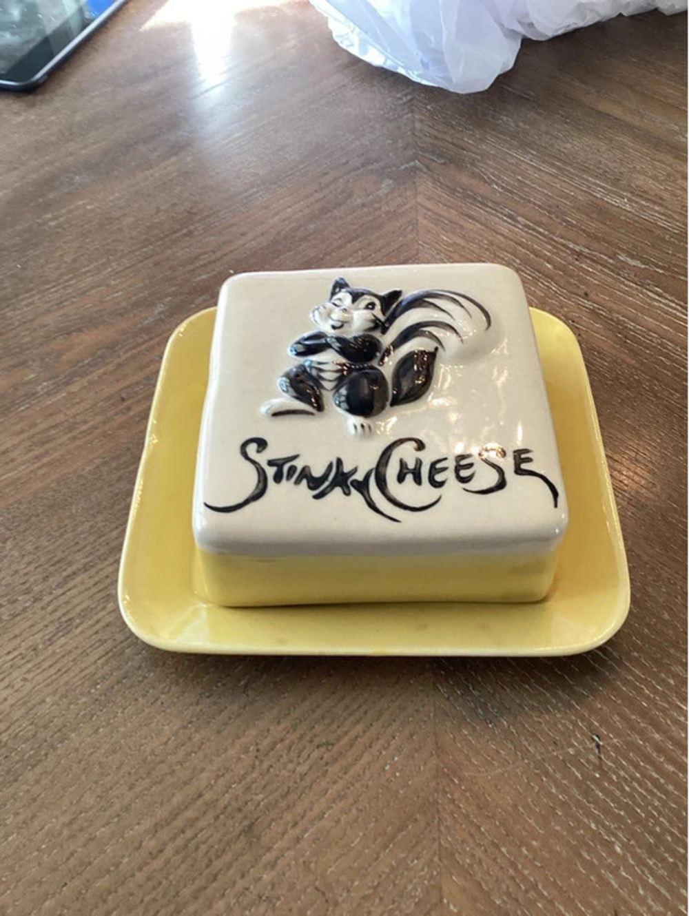 Skunk Cheese dish